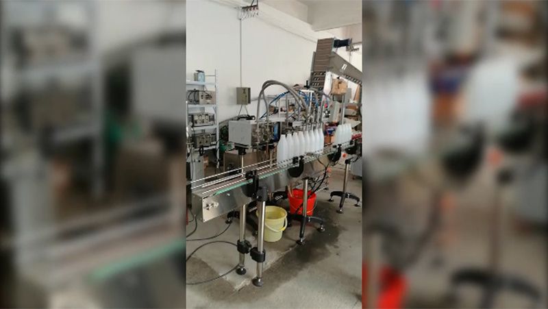 خط تعبئة عبوات الحليب