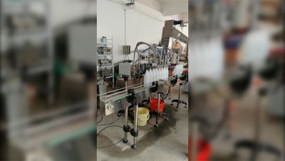 خط تعبئة عبوات الحليب
